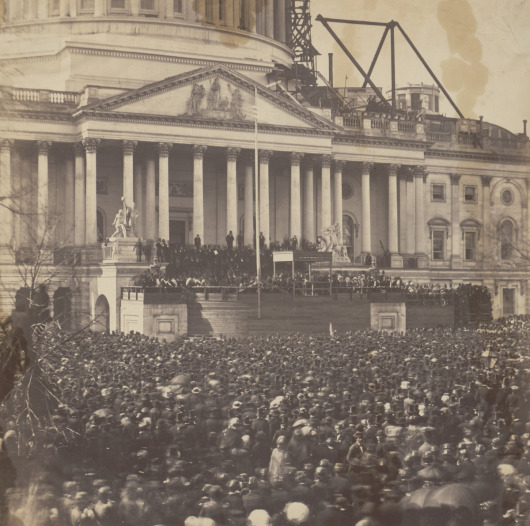 lincoln 1865 inauguration photo.jpg